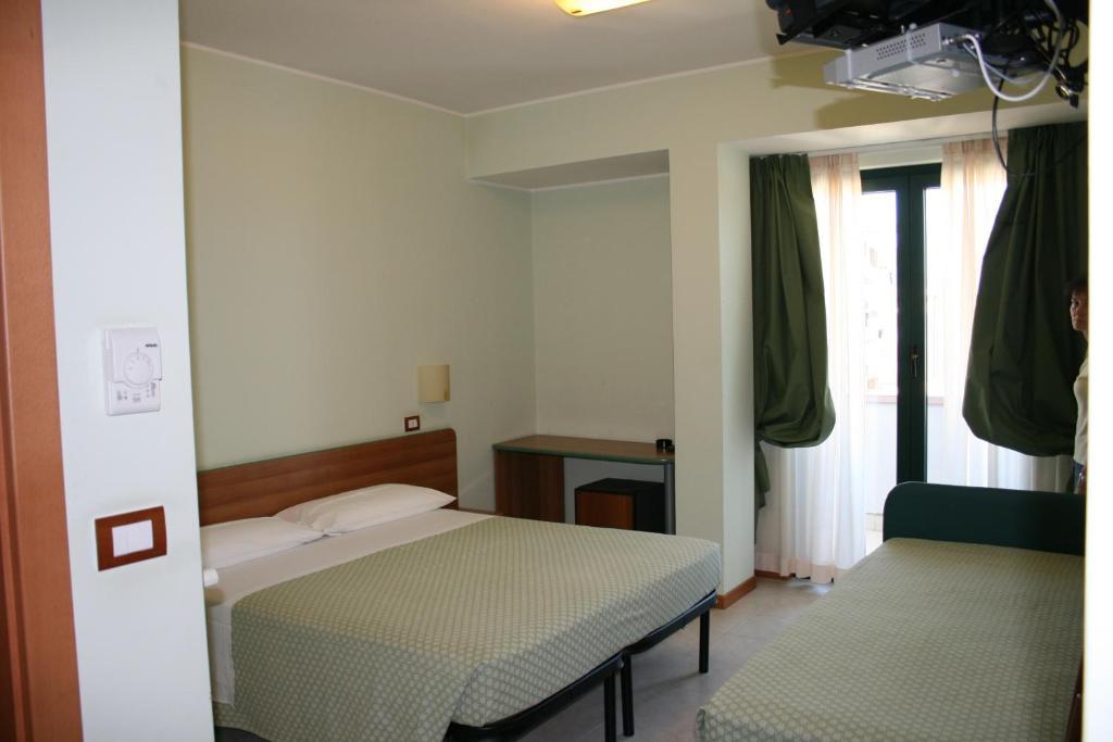 La Perla B&B Hotel Roseto Degli Abruzzi Zimmer foto